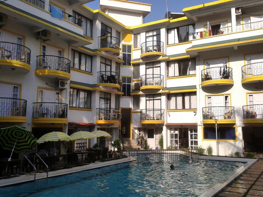 Santa Monica Resorte Calangute Exterior photo